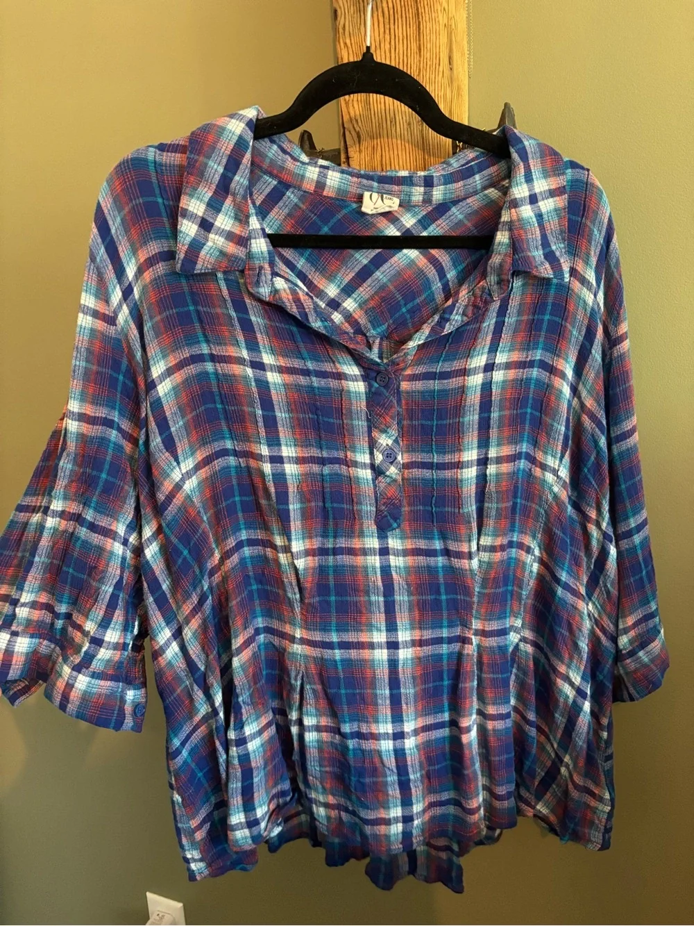 132.) DC Jeans / Plaid Top / 3/4 Sleeve / Casual - Picture 4 of 6